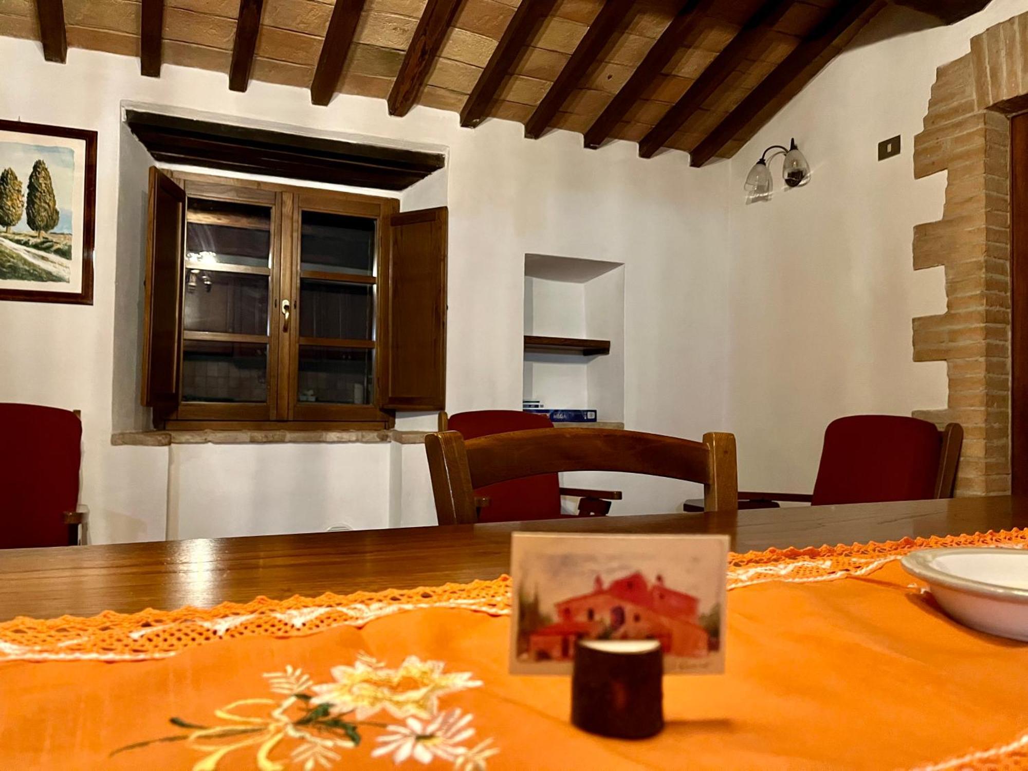 Agriturismo Le Querciole In Val D'Orcia Bagno Vignoni Szoba fotó